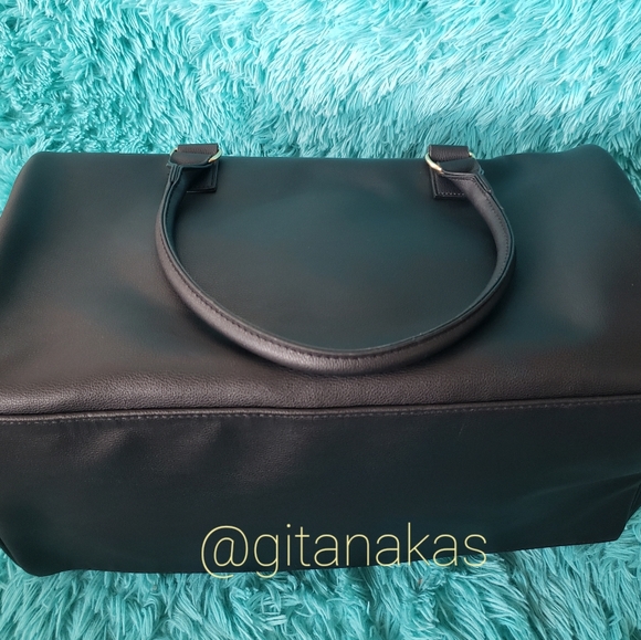 Disney Mickey Minnie Mouse Studded Weekender Bag - Picture 2 of 6